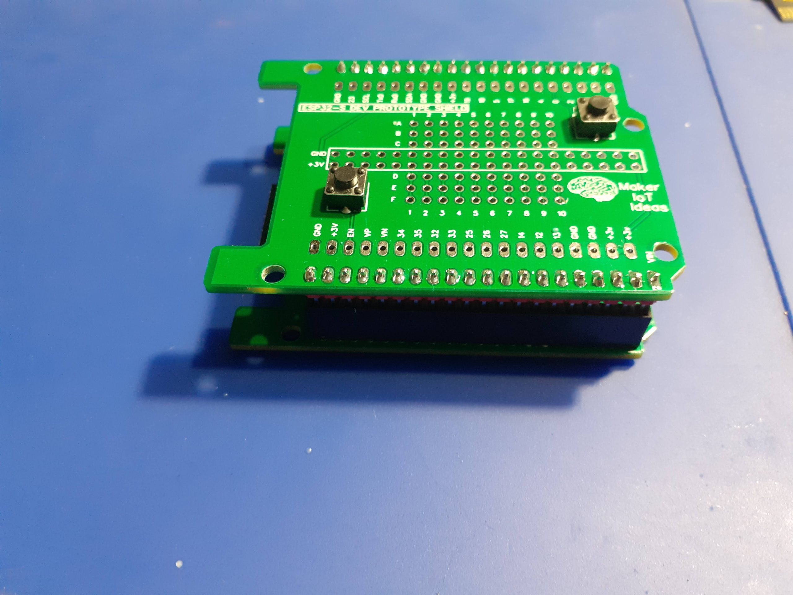 DIYables Breadboard Shield for Prototyping Arduino Uno for Arduino, ESP32,  ESP8266, Raspberry Pi