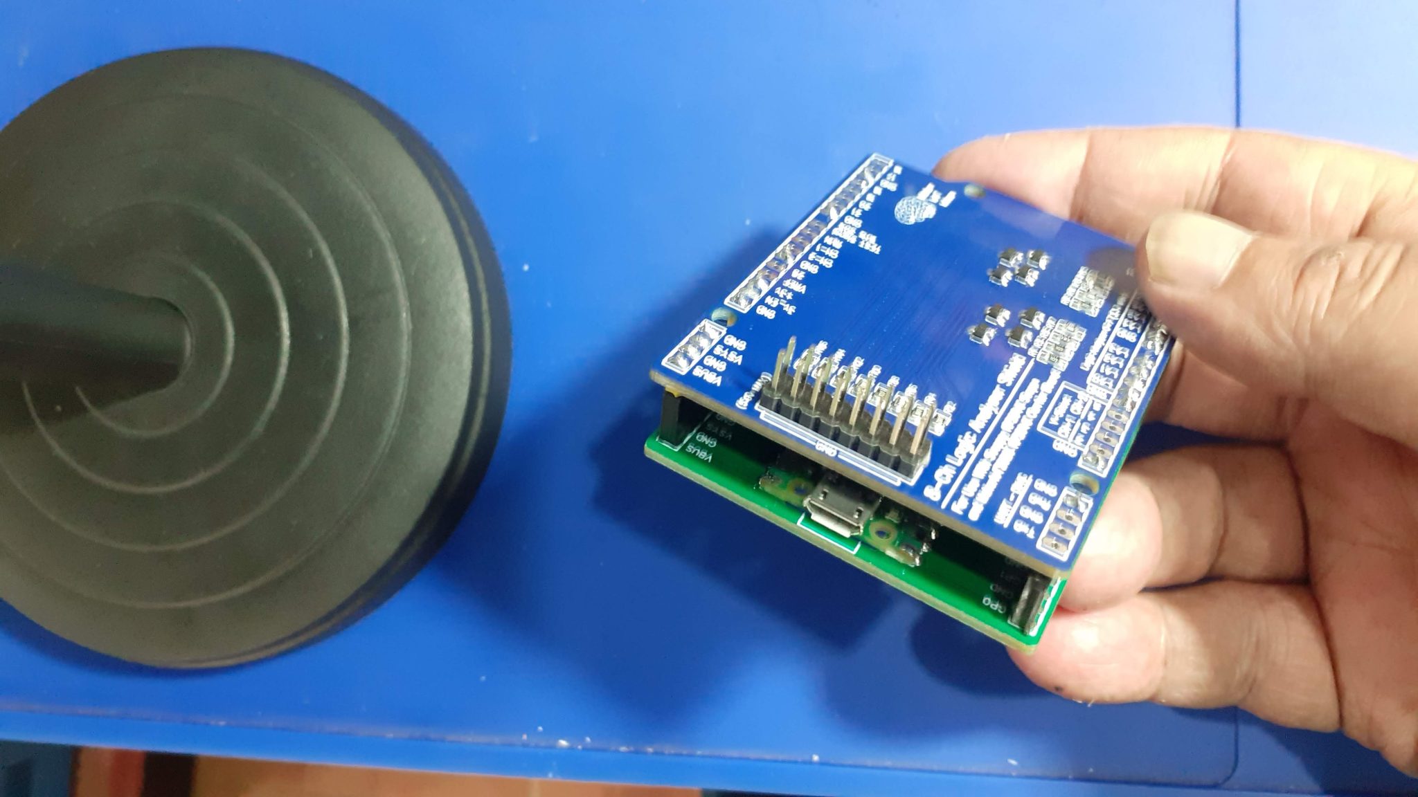 An Easy RP2040 Logic Analyzer Shield Scoppy Scope Part 2 Maker and